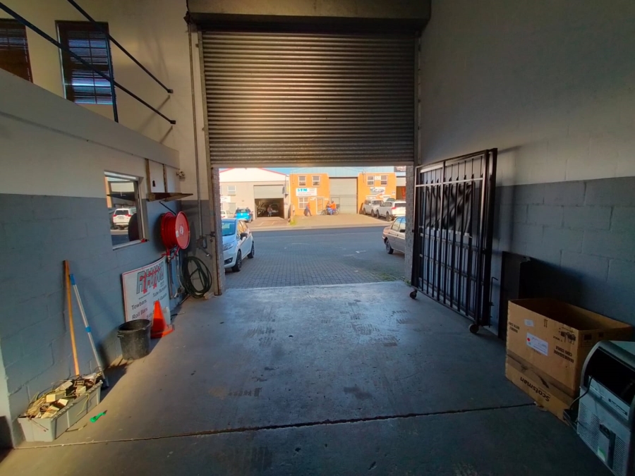 To Let commercial Property for Rent in Brackenfell Central Western Cape